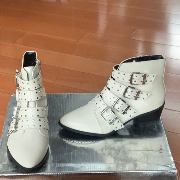 Sam Edelman studded boots - Picture 1 of 1